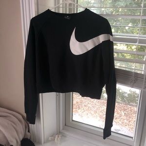 Nike Cropped Sweatshirt